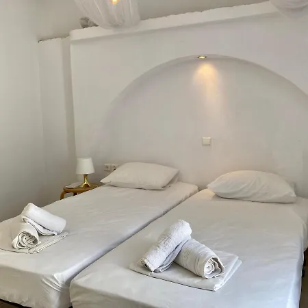 Dreams Villa